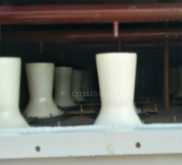 脈沖布袋除塵器內(nèi)部結(jié)構(gòu)特點 脈沖布袋除塵器內(nèi)部結(jié)構(gòu)特點